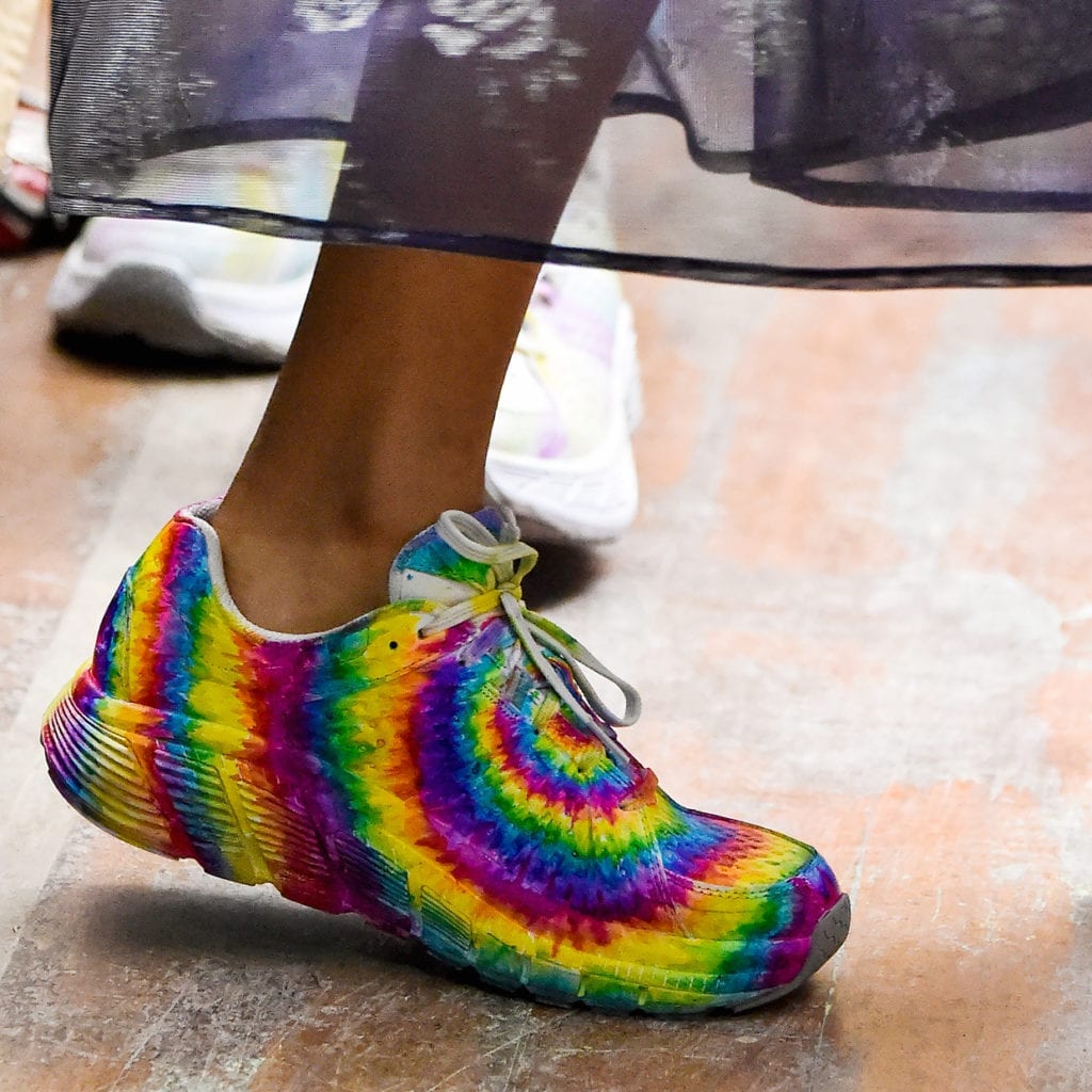 7 Ways to Wear Tie-Dye, Fashion's New Love Child - Sunday Edit