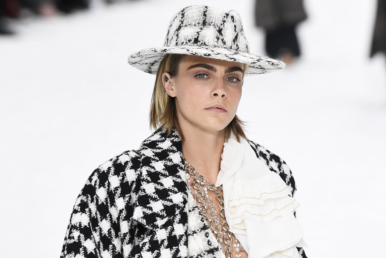 Cara Delevingne at the Chanel Fall/Winter fashion show on March 5, 2019.