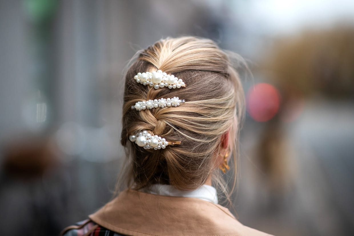 A woman wearing hair clips during the Copenhagen Fashion Week Autumn/Winter 2019, Jan. 30, 2019.