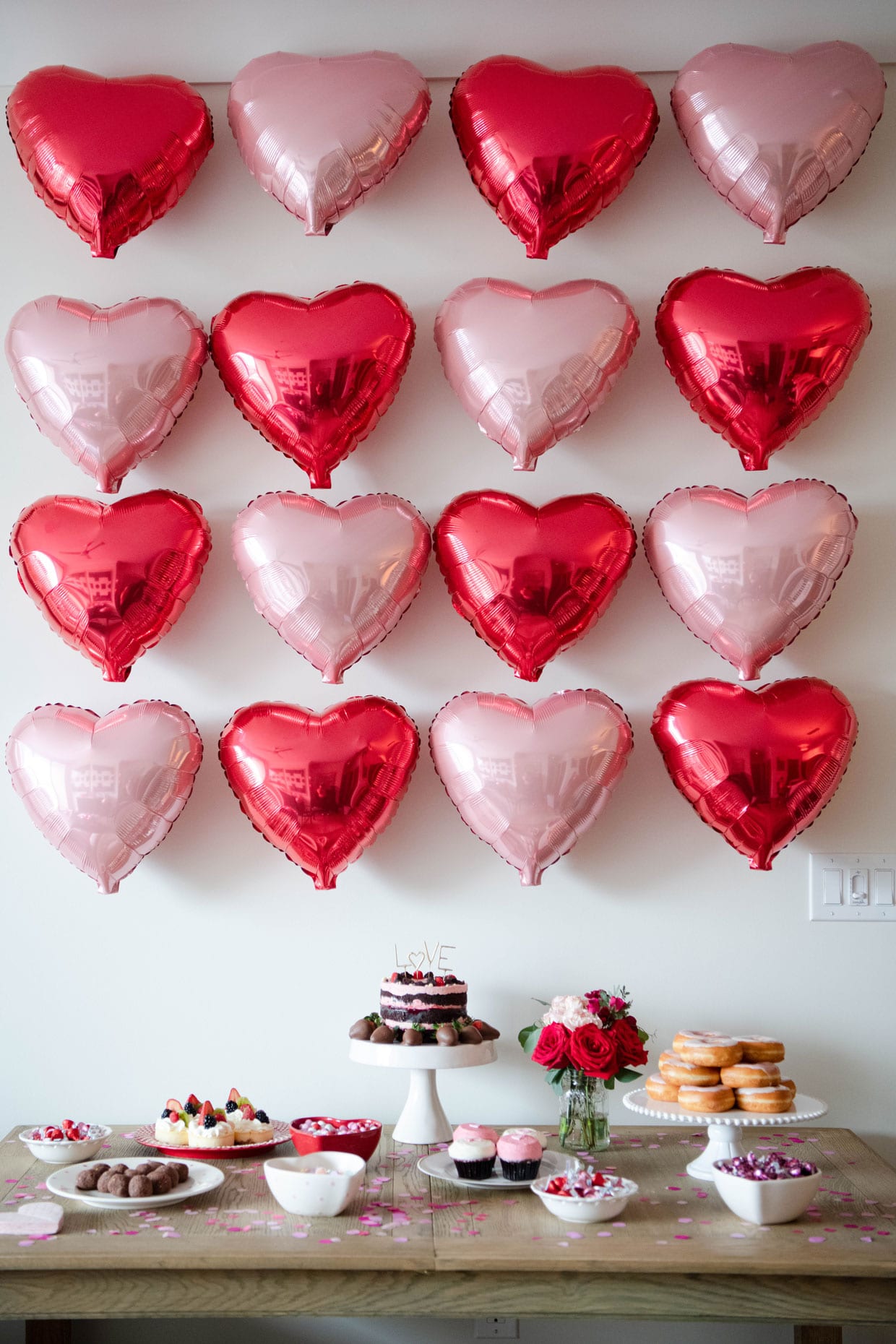 How to Throw the Perfect Galentine's Day Party - Sunday Edit