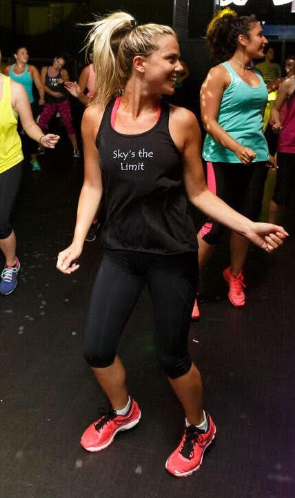 Jenn Sinrich working out
