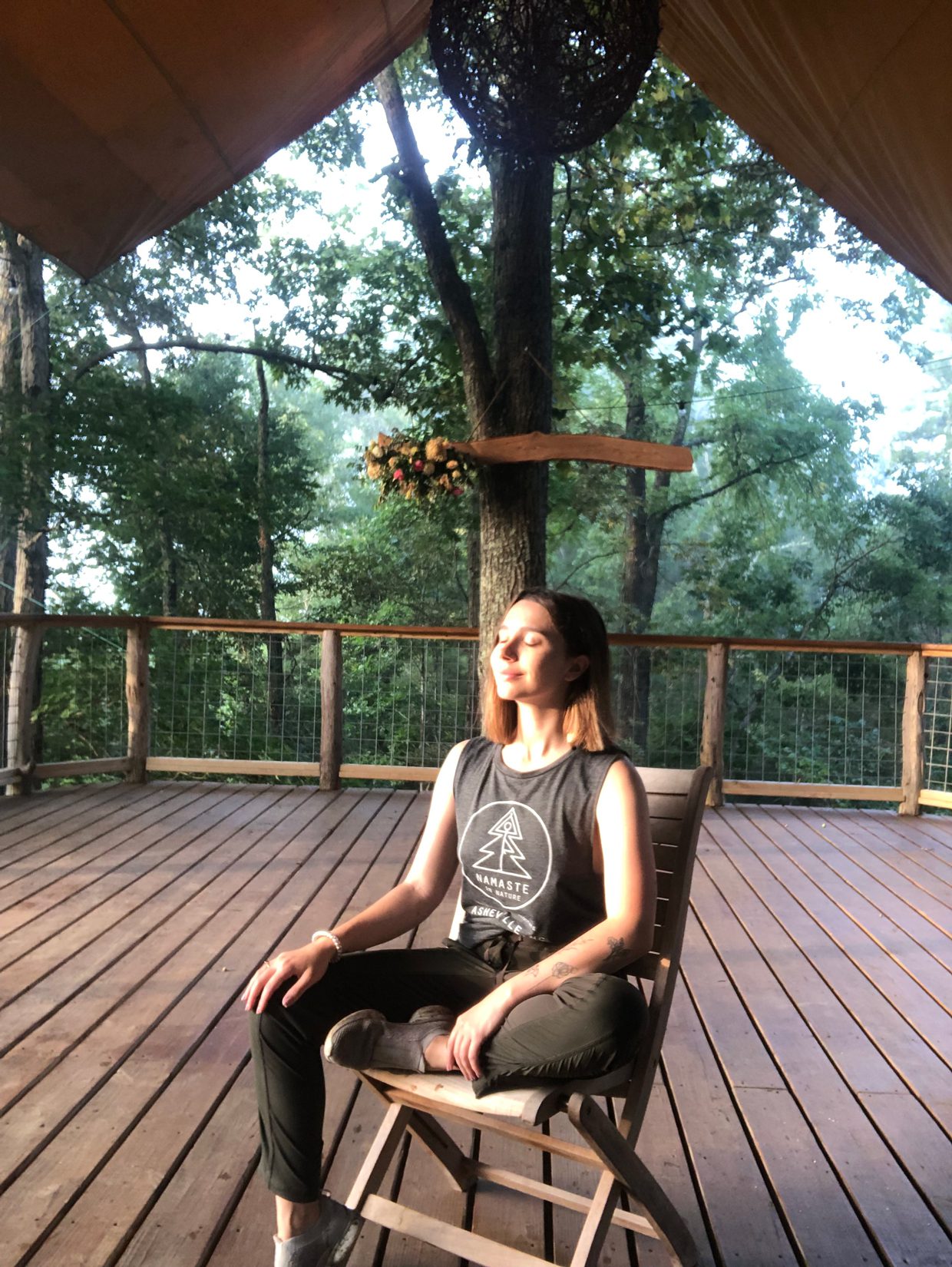 portrait of Amanda Montell meditating