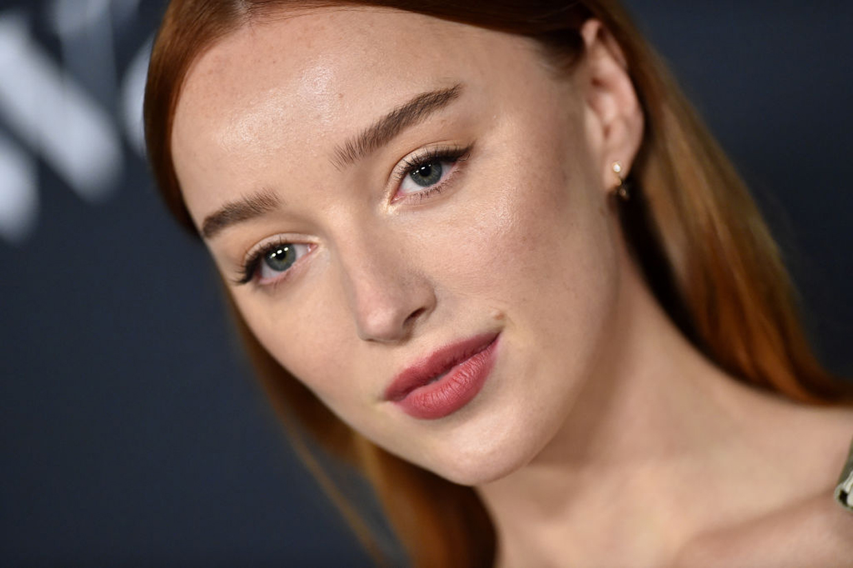 Phoebe Dynevor attends the 6th Annual InStyle Awards on November 15, 2021 in Los Angeles, California